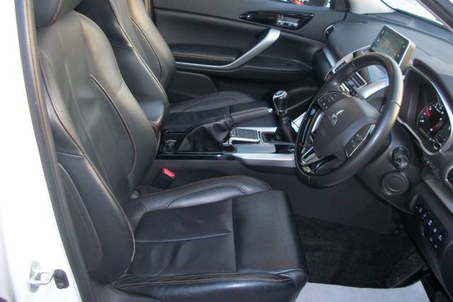 2019 Mitsubishi Eclipse Cross 1.5 BLACK 4X2