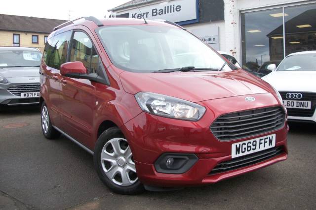 Ford Tourneo-courier 1.0 ZETEC MPV Petrol Red