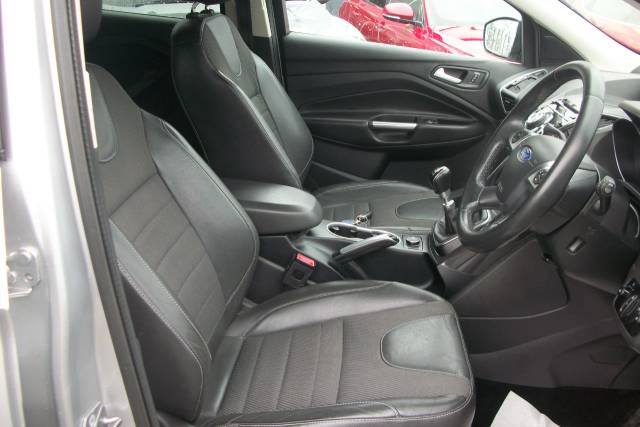 2015 Ford Kuga 2.0 TDCI TITANIUM