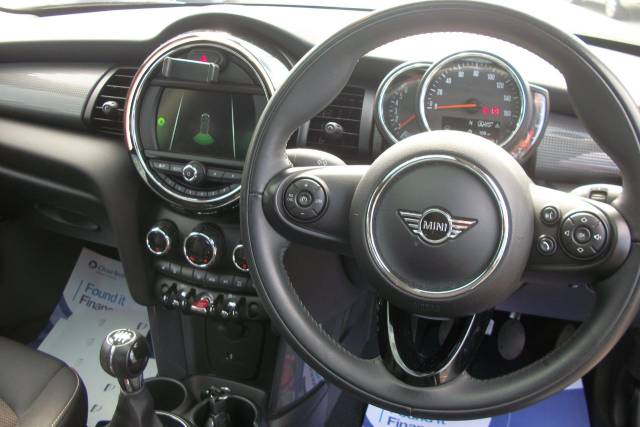 2019 Mini Mini COOPER 1.5 CLASSIC