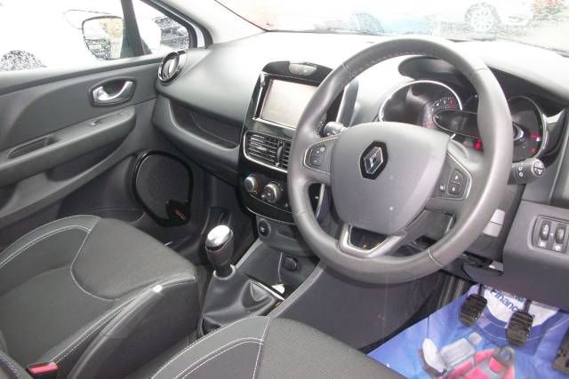 2018 Renault Clio 0.9 ICONIC TCE