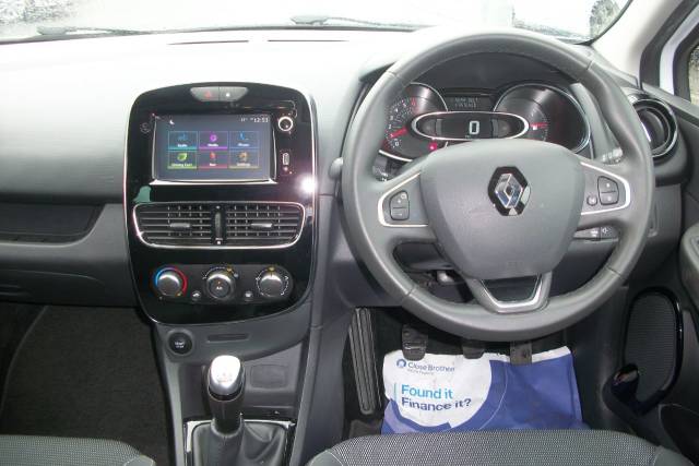 2018 Renault Clio 0.9 ICONIC TCE