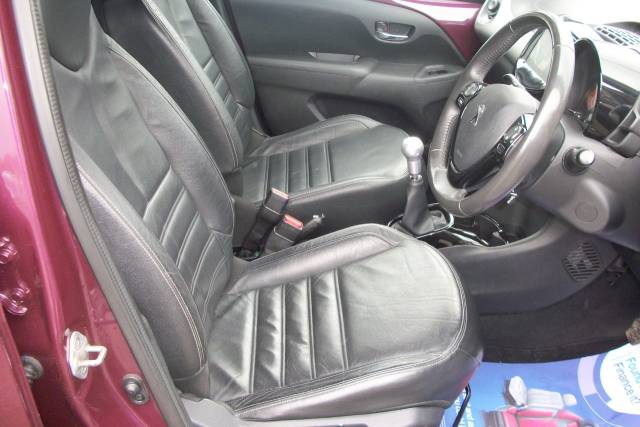 2015 Peugeot 108 1.2 108 1.0 FELINE