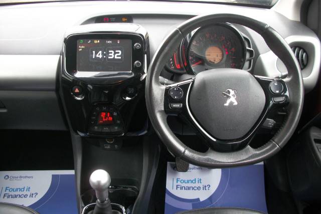 2015 Peugeot 108 1.2 108 1.0 FELINE
