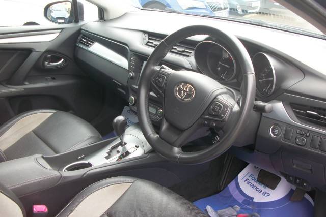 2016 Toyota Avensis 1.8 Business Edition + Valvematic CVT