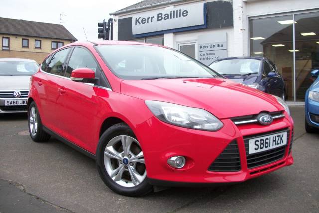 Ford Focus 1.6 ZETEC 125 Hatchback Petrol Red