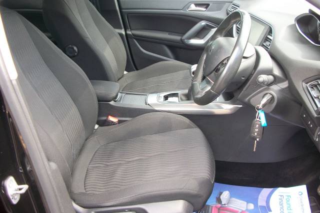 2014 Peugeot 308 308 1.2 ACTIVE